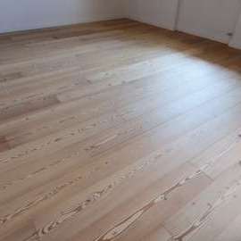 Parquet verniciati larice